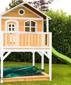 Axi Mobilier De Jardin Enfant Maisonnette En Bois Brun/ Blanc Sur Pilotis Avec Toboggan Vert -Commodes enfant Soldes 2022 maisonnette en bois brun blanc sur pilotis avec toboggan vert 1